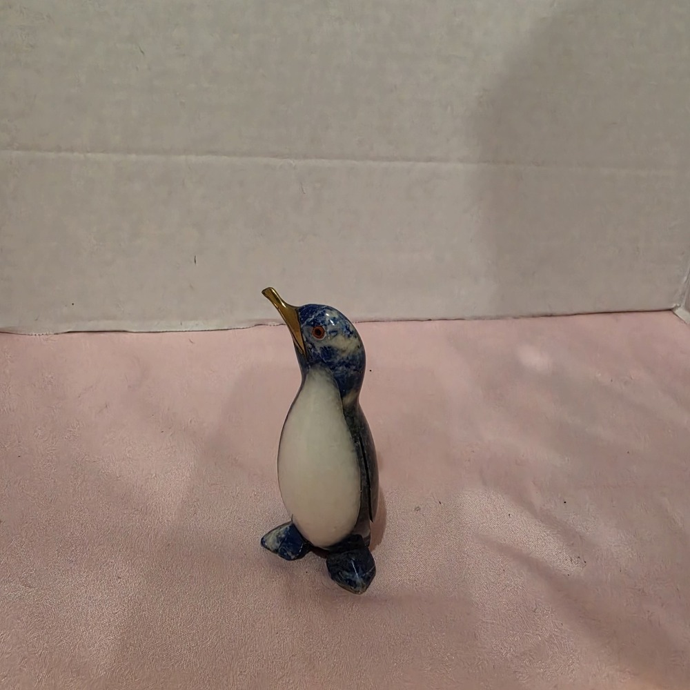 Carved Lapis Lazuli Penguin Figurine with White Onyx Belly and Brass Beak 2.1" - Picture 5 of 9